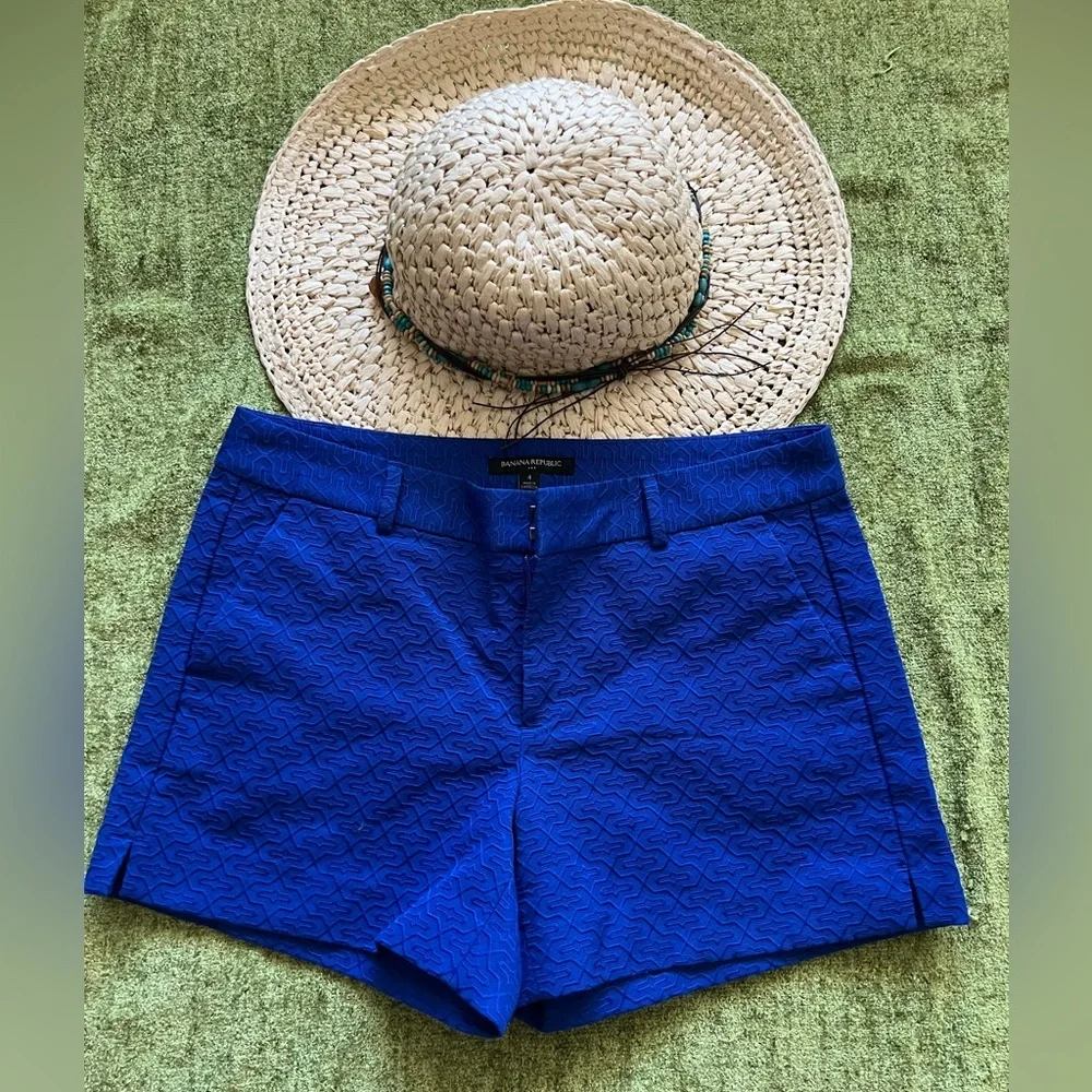 Banana Republic Women Blue Shorts - Picture 2 of 5